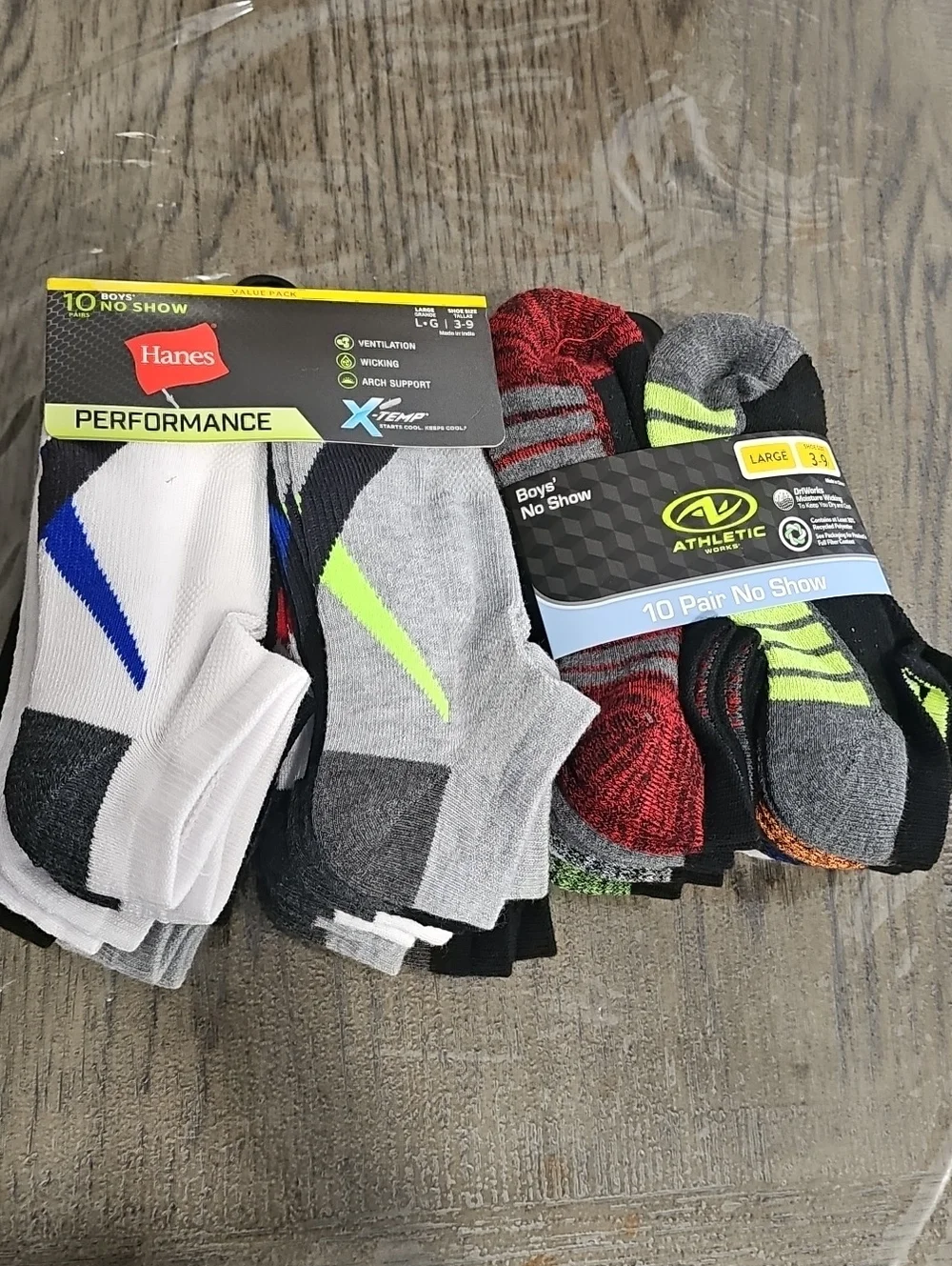 2 packs of boys' socks No- Show Shoe Size 3-9